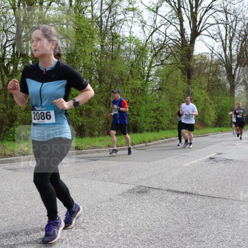 12.04.2026 - 45. Internationalen Wilhelmsburger Insellauf Yannick Fuchs http://msf.ph/oto/9505101 12.04.2026 12:55:26 Laufen 2086, 470 meine-sportfotos.de