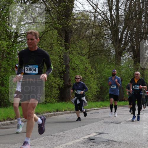 12.04.2026 - 45. Internationalen Wilhelmsburger Insellauf Yannick Fuchs http://msf.ph/oto/9505119 12.04.2026 12:55:30 Laufen 3804, 361, 3862, 4114 meine-sportfotos.de