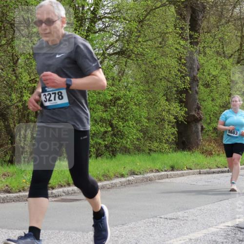 12.04.2026 - 45. Internationalen Wilhelmsburger Insellauf Yannick Fuchs http://msf.ph/oto/9505136 12.04.2026 12:55:34 Laufen 3278, 5683, 50, 4122 meine-sportfotos.de