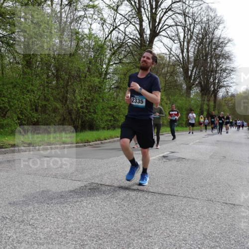 12.04.2026 - 45. Internationalen Wilhelmsburger Insellauf Yannick Fuchs http://msf.ph/oto/9505141 12.04.2026 12:55:36 Laufen 2335 meine-sportfotos.de