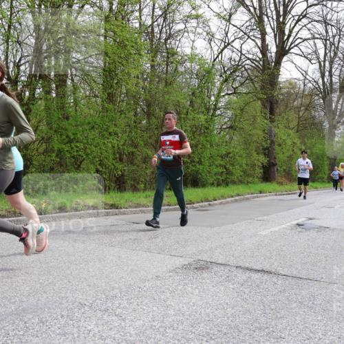 12.04.2026 - 45. Internationalen Wilhelmsburger Insellauf Yannick Fuchs http://msf.ph/oto/9505153 12.04.2026 12:55:38 Laufen 5658, 4122 meine-sportfotos.de