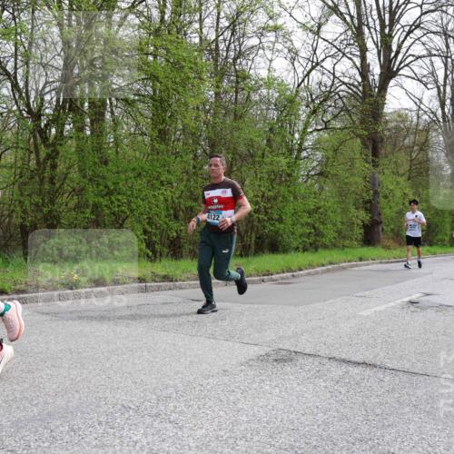 12.04.2026 - 45. Internationalen Wilhelmsburger Insellauf Yannick Fuchs http://msf.ph/oto/9505154 12.04.2026 12:55:38 Laufen 600, 4122 meine-sportfotos.de