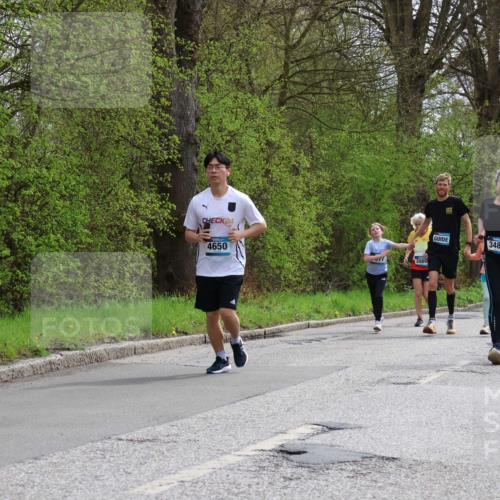 12.04.2026 - 45. Internationalen Wilhelmsburger Insellauf Yannick Fuchs http://msf.ph/oto/9505157 12.04.2026 12:55:39 Laufen 24, 4650, 2089, 3489, 4886, 5588 meine-sportfotos.de