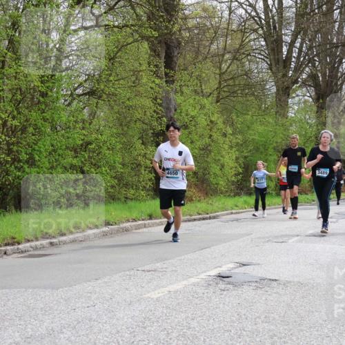 12.04.2026 - 45. Internationalen Wilhelmsburger Insellauf Yannick Fuchs http://msf.ph/oto/9505159 12.04.2026 12:55:40 Laufen 24, 4650, 5077, 5588, 3489 meine-sportfotos.de