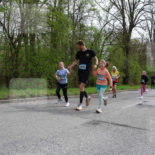 12.04.2026 - 45. Internationalen Wilhelmsburger Insellauf Yannick Fuchs http://msf.ph/oto/9505189 12.04.2026 12:55:45 Laufen 5077, 5072, 5677 meine-sportfotos.de