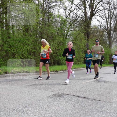 12.04.2026 - 45. Internationalen Wilhelmsburger Insellauf Yannick Fuchs http://msf.ph/oto/9505198 12.04.2026 12:55:47 Laufen 2089, 4886, 121, 5677, 4797 meine-sportfotos.de