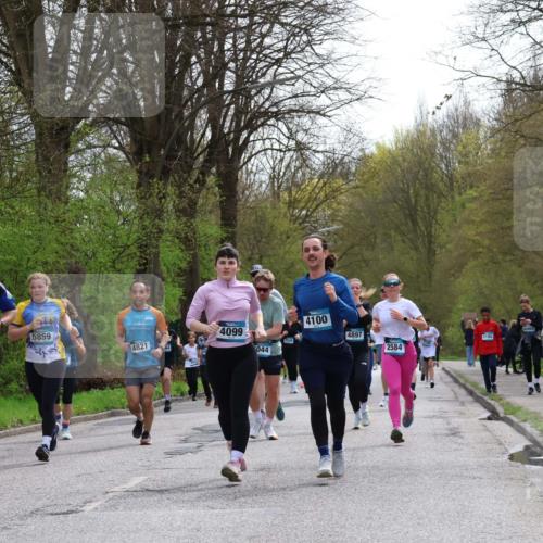 12.04.2026 - 45. Internationalen Wilhelmsburger Insellauf Yannick Fuchs http://msf.ph/oto/9505219 12.04.2026 12:55:52 Laufen 4665, 5859, 4821, 4099, 044, 4100, 4897, 5165, 2584 meine-sportfotos.de