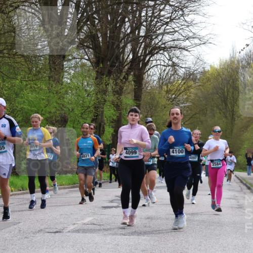 12.04.2026 - 45. Internationalen Wilhelmsburger Insellauf Yannick Fuchs http://msf.ph/oto/9505221 12.04.2026 12:55:52 Laufen 4665, 5859, 313, 4821, 4099, 44, 2508, 4100, 4897, 2584, 5165 meine-sportfotos.de