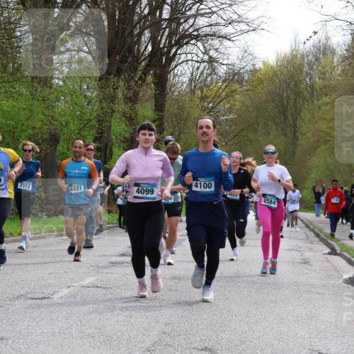 12.04.2026 - 45. Internationalen Wilhelmsburger Insellauf Yannick Fuchs http://msf.ph/oto/9505223 12.04.2026 12:55:52 Laufen 4665, 5859, 3313, 4821, 4100, 5165, 4837, 4099, 2584 meine-sportfotos.de