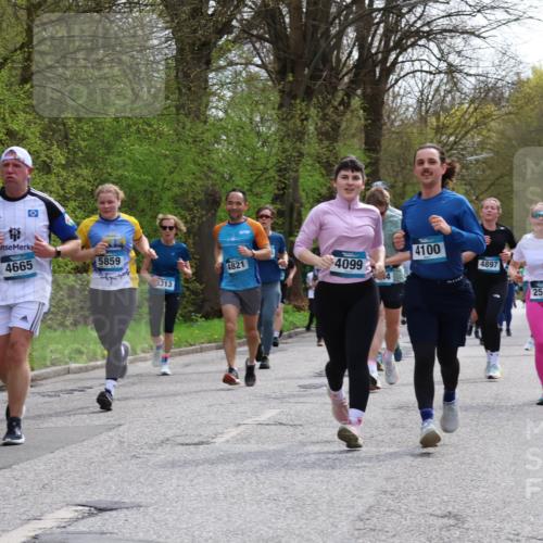12.04.2026 - 45. Internationalen Wilhelmsburger Insellauf Yannick Fuchs http://msf.ph/oto/9505224 12.04.2026 12:55:53 Laufen 4665, 5859, 4100, 4821, 4099, 4897, 3313, 2584, 5165 meine-sportfotos.de