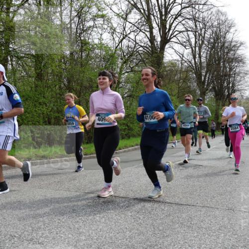 12.04.2026 - 45. Internationalen Wilhelmsburger Insellauf Yannick Fuchs http://msf.ph/oto/9505233 12.04.2026 12:55:56 Laufen 5859, 409, 4100, 3313, 4044, 4432, 2584 meine-sportfotos.de