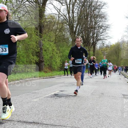 12.04.2026 - 45. Internationalen Wilhelmsburger Insellauf Yannick Fuchs http://msf.ph/oto/9505261 12.04.2026 12:56:01 Laufen 5064, 4133, 5564, 5165 meine-sportfotos.de