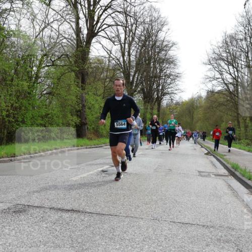 12.04.2026 - 45. Internationalen Wilhelmsburger Insellauf Yannick Fuchs http://msf.ph/oto/9505265 12.04.2026 12:56:02 Laufen 5064, 5564, 5066 meine-sportfotos.de