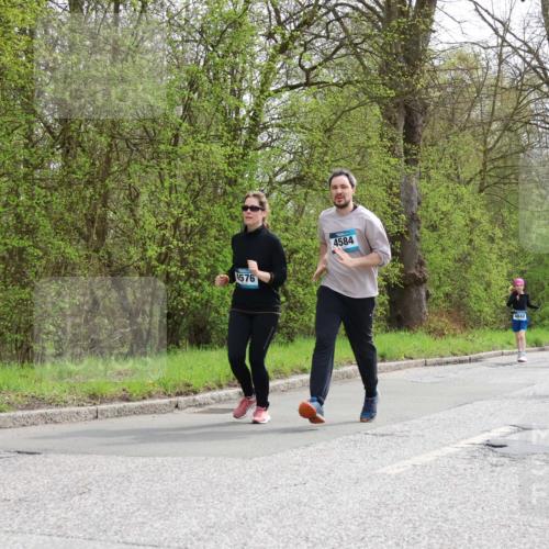 12.04.2026 - 45. Internationalen Wilhelmsburger Insellauf Yannick Fuchs http://msf.ph/oto/9505324 12.04.2026 12:56:14 Laufen 4576, 4584, 4842, 5208 meine-sportfotos.de
