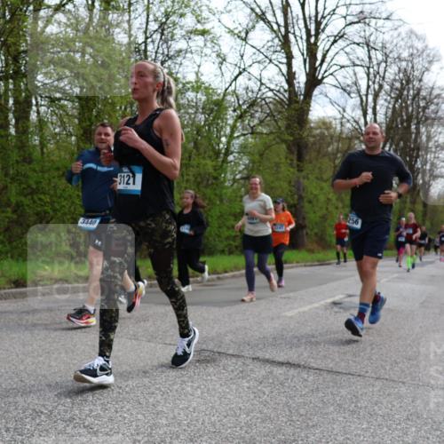 12.04.2026 - 45. Internationalen Wilhelmsburger Insellauf Yannick Fuchs http://msf.ph/oto/9505839 12.04.2026 12:58:30 Laufen 3440, 3121, 256 meine-sportfotos.de