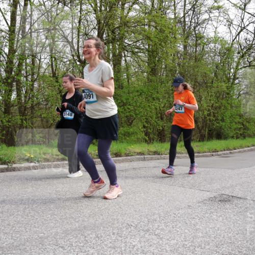 12.04.2026 - 45. Internationalen Wilhelmsburger Insellauf Yannick Fuchs http://msf.ph/oto/9505847 12.04.2026 12:58:32 Laufen 5148, 4091, 3247, 4391 meine-sportfotos.de