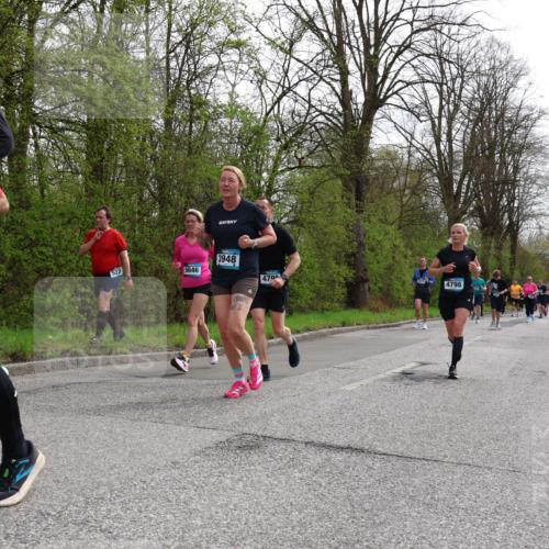 12.04.2026 - 45. Internationalen Wilhelmsburger Insellauf Yannick Fuchs http://msf.ph/oto/9505875 12.04.2026 12:58:38 Laufen 522, 5646, 3948, 4, 4790, 4798 meine-sportfotos.de