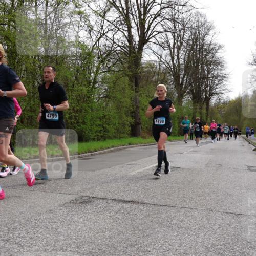 12.04.2026 - 45. Internationalen Wilhelmsburger Insellauf Yannick Fuchs http://msf.ph/oto/9505877 12.04.2026 12:58:39 Laufen 948, 4799, 4798 meine-sportfotos.de