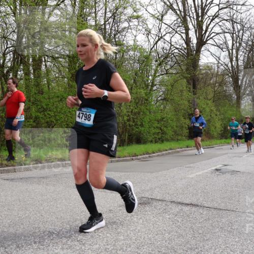 12.04.2026 - 45. Internationalen Wilhelmsburger Insellauf Yannick Fuchs http://msf.ph/oto/9505884 12.04.2026 12:58:40 Laufen 226, 4798, 3673 meine-sportfotos.de