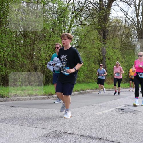 12.04.2026 - 45. Internationalen Wilhelmsburger Insellauf Yannick Fuchs http://msf.ph/oto/9505901 12.04.2026 12:58:44 Laufen 2011, 2982, 5132, 2742, 5305 meine-sportfotos.de