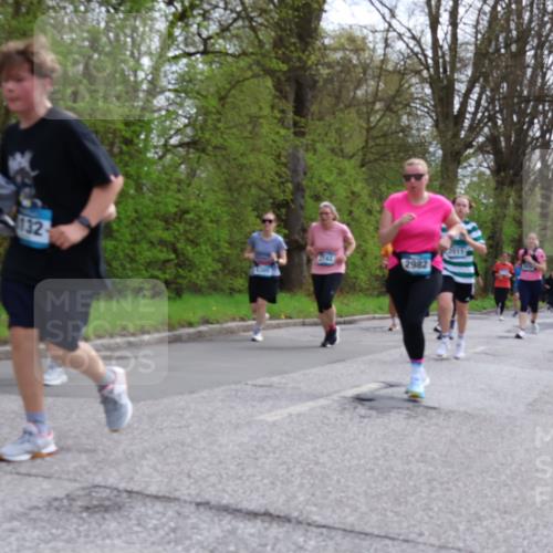 12.04.2026 - 45. Internationalen Wilhelmsburger Insellauf Yannick Fuchs http://msf.ph/oto/9505903 12.04.2026 12:58:45 Laufen 132, 2942, 2982, 2011 meine-sportfotos.de