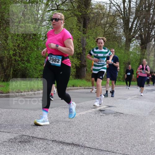 12.04.2026 - 45. Internationalen Wilhelmsburger Insellauf Yannick Fuchs http://msf.ph/oto/9505908 12.04.2026 12:58:46 Laufen 2982, 2011, 4437 meine-sportfotos.de