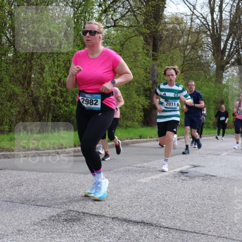 12.04.2026 - 45. Internationalen Wilhelmsburger Insellauf Yannick Fuchs http://msf.ph/oto/9505909 12.04.2026 12:58:46 Laufen 2982, 2011, 5830 meine-sportfotos.de