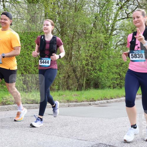 12.04.2026 - 45. Internationalen Wilhelmsburger Insellauf Yannick Fuchs http://msf.ph/oto/9505921 12.04.2026 12:58:49 Laufen 5444, 5830, 4436, 4437 meine-sportfotos.de