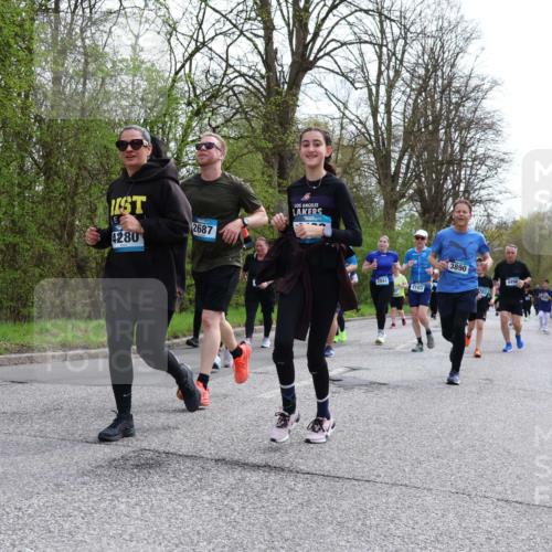 12.04.2026 - 45. Internationalen Wilhelmsburger Insellauf Yannick Fuchs http://msf.ph/oto/9505936 12.04.2026 12:58:52 Laufen 4280, 2687, 2943, 2103, 3890 meine-sportfotos.de
