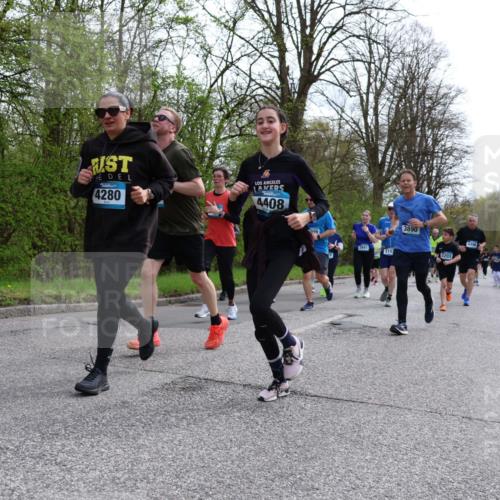 12.04.2026 - 45. Internationalen Wilhelmsburger Insellauf Yannick Fuchs http://msf.ph/oto/9505938 12.04.2026 12:58:53 Laufen 4280, 4408, 909, 2943, 210, 3890, 5203 meine-sportfotos.de