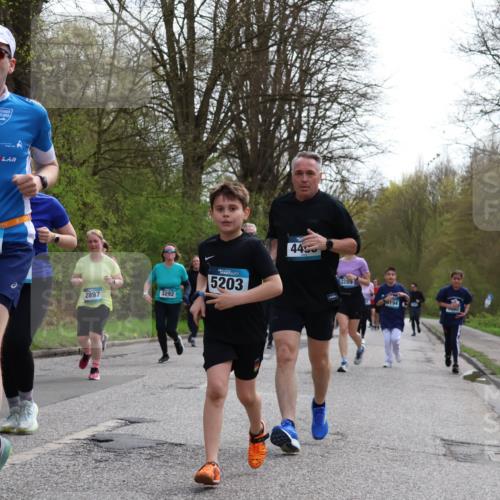 12.04.2026 - 45. Internationalen Wilhelmsburger Insellauf Yannick Fuchs http://msf.ph/oto/9505945 12.04.2026 12:58:54 Laufen 2076, 2103, 2897, 3292, 5203, 4455, 2289, 0194 meine-sportfotos.de