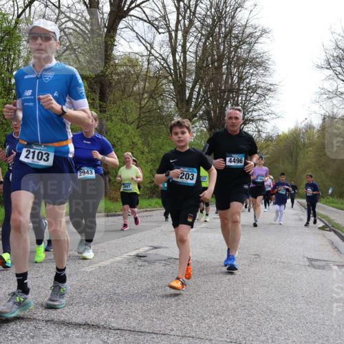 12.04.2026 - 45. Internationalen Wilhelmsburger Insellauf Yannick Fuchs http://msf.ph/oto/9505947 12.04.2026 12:58:55 Laufen 4437, 2103, 2943, 2897, 203, 356, 4496 meine-sportfotos.de