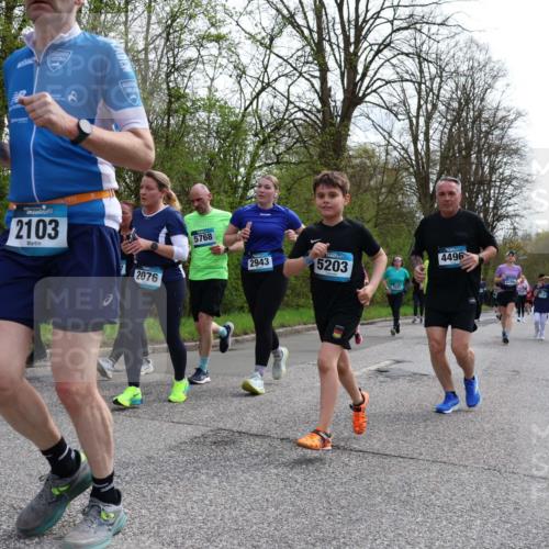 12.04.2026 - 45. Internationalen Wilhelmsburger Insellauf Yannick Fuchs http://msf.ph/oto/9505951 12.04.2026 12:58:55 Laufen 2103, 2076, 5768, 2943, 4496, 5203, 2289 meine-sportfotos.de