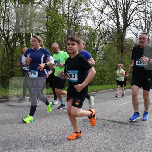 12.04.2026 - 45. Internationalen Wilhelmsburger Insellauf Yannick Fuchs http://msf.ph/oto/9505954 12.04.2026 12:58:56 Laufen 4436, 2076, 5768, 203, 2897, 4496 meine-sportfotos.de