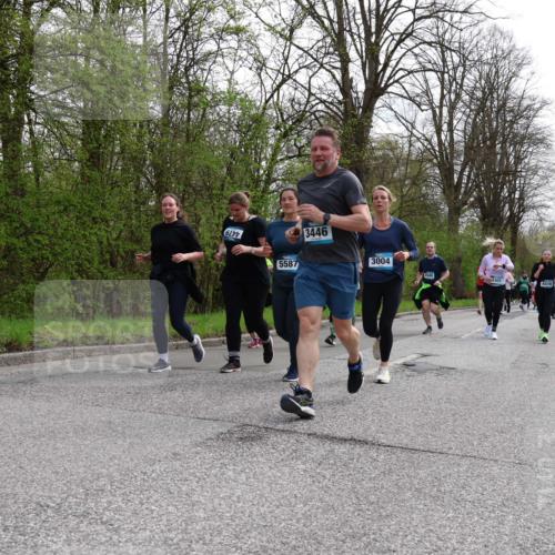 12.04.2026 - 45. Internationalen Wilhelmsburger Insellauf Yannick Fuchs http://msf.ph/oto/9505985 12.04.2026 12:59:02 Laufen 64, 5587, 3446, 3004, 4540, 4405, 4416 meine-sportfotos.de