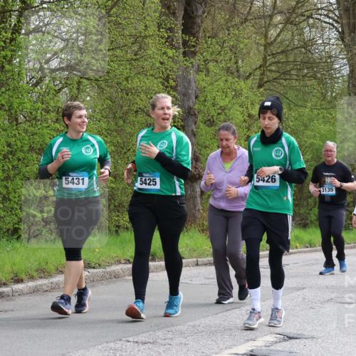 12.04.2026 - 45. Internationalen Wilhelmsburger Insellauf Yannick Fuchs http://msf.ph/oto/9506030 12.04.2026 12:59:12 Laufen 5431, 5425, 5426, 3135, 5069, 5078 meine-sportfotos.de