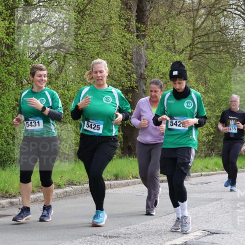12.04.2026 - 45. Internationalen Wilhelmsburger Insellauf Yannick Fuchs http://msf.ph/oto/9506032 12.04.2026 12:59:12 Laufen 5431, 5425, 542, 135, 5069, 5078, 121 meine-sportfotos.de