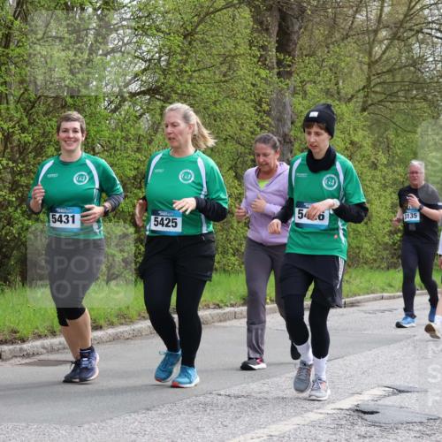 12.04.2026 - 45. Internationalen Wilhelmsburger Insellauf Yannick Fuchs http://msf.ph/oto/9506034 12.04.2026 12:59:12 Laufen 5431, 5425, 546, 3135, 5069, 5078, 2121 meine-sportfotos.de