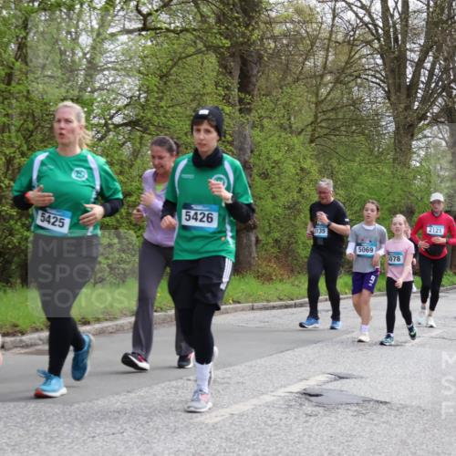 12.04.2026 - 45. Internationalen Wilhelmsburger Insellauf Yannick Fuchs http://msf.ph/oto/9506038 12.04.2026 12:59:13 Laufen 5425, 5431, 5426, 3135, 5069, 5078, 2121, 5776, 5494 meine-sportfotos.de