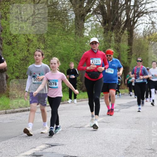 12.04.2026 - 45. Internationalen Wilhelmsburger Insellauf Yannick Fuchs http://msf.ph/oto/9506043 12.04.2026 12:59:14 Laufen 3135, 50, 5078, 2121, 5776, 5494 meine-sportfotos.de