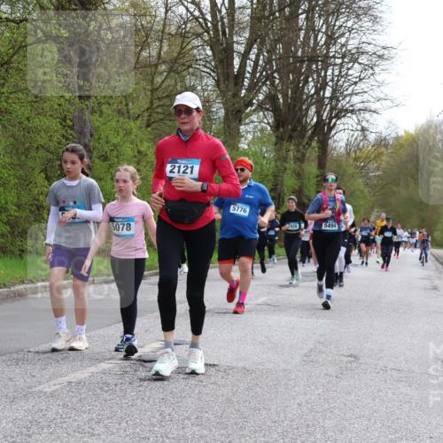 12.04.2026 - 45. Internationalen Wilhelmsburger Insellauf Yannick Fuchs http://msf.ph/oto/9506050 12.04.2026 12:59:16 Laufen 5078, 2121, 5776, 2926, 5494 meine-sportfotos.de