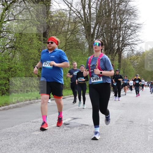 12.04.2026 - 45. Internationalen Wilhelmsburger Insellauf Yannick Fuchs http://msf.ph/oto/9506059 12.04.2026 12:59:18 Laufen 078, 577, 29, 5494, 3101 meine-sportfotos.de
