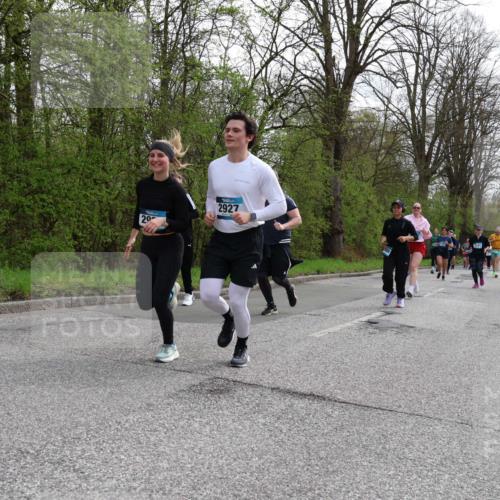 12.04.2026 - 45. Internationalen Wilhelmsburger Insellauf Yannick Fuchs http://msf.ph/oto/9506071 12.04.2026 12:59:21 Laufen 20, 2927 meine-sportfotos.de
