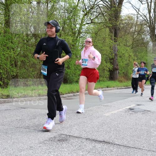 12.04.2026 - 45. Internationalen Wilhelmsburger Insellauf Yannick Fuchs http://msf.ph/oto/9506077 12.04.2026 12:59:23 Laufen 889, 417, 2129, 3101, 4562 meine-sportfotos.de