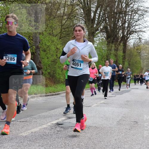 12.04.2026 - 45. Internationalen Wilhelmsburger Insellauf Yannick Fuchs http://msf.ph/oto/9506118 12.04.2026 12:59:33 Laufen 2046, 3285, 4051, 3994, 4967, 5093 meine-sportfotos.de