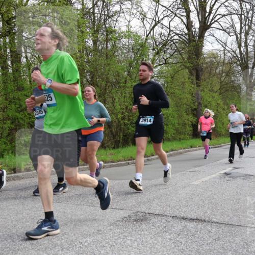 12.04.2026 - 45. Internationalen Wilhelmsburger Insellauf Yannick Fuchs http://msf.ph/oto/9506129 12.04.2026 12:59:35 Laufen 2046, 2045, 25, 3914, 3994 meine-sportfotos.de