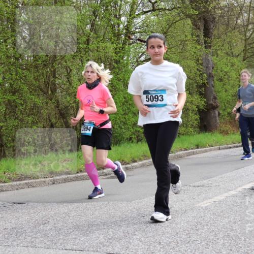 12.04.2026 - 45. Internationalen Wilhelmsburger Insellauf Yannick Fuchs http://msf.ph/oto/9506137 12.04.2026 12:59:37 Laufen 3994, 3994, 5093, 4857, 3211 meine-sportfotos.de