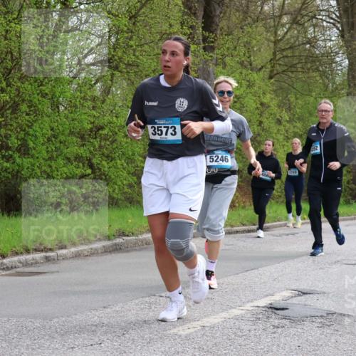 12.04.2026 - 45. Internationalen Wilhelmsburger Insellauf Yannick Fuchs http://msf.ph/oto/9506159 12.04.2026 12:59:42 Laufen 4, 3573, 5246, 20, 3269, 486, 5259 meine-sportfotos.de