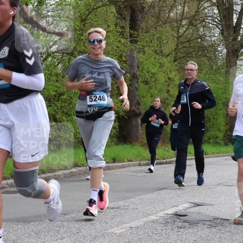 12.04.2026 - 45. Internationalen Wilhelmsburger Insellauf Yannick Fuchs http://msf.ph/oto/9506161 12.04.2026 12:59:43 Laufen 5246, 00, 4860, 326, 52, 5255 meine-sportfotos.de