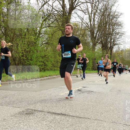 12.04.2026 - 45. Internationalen Wilhelmsburger Insellauf Yannick Fuchs http://msf.ph/oto/9506176 12.04.2026 12:59:46 Laufen 3269, 4985, 2396, 92, 4427 meine-sportfotos.de